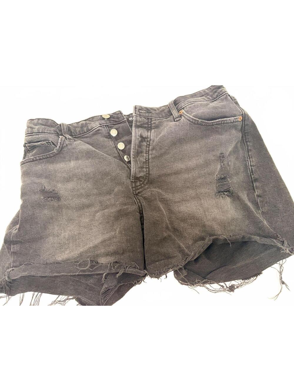 Old Navy High-Rise Curvey O.G. Straight Distressed Black Denim Shorts Size 14